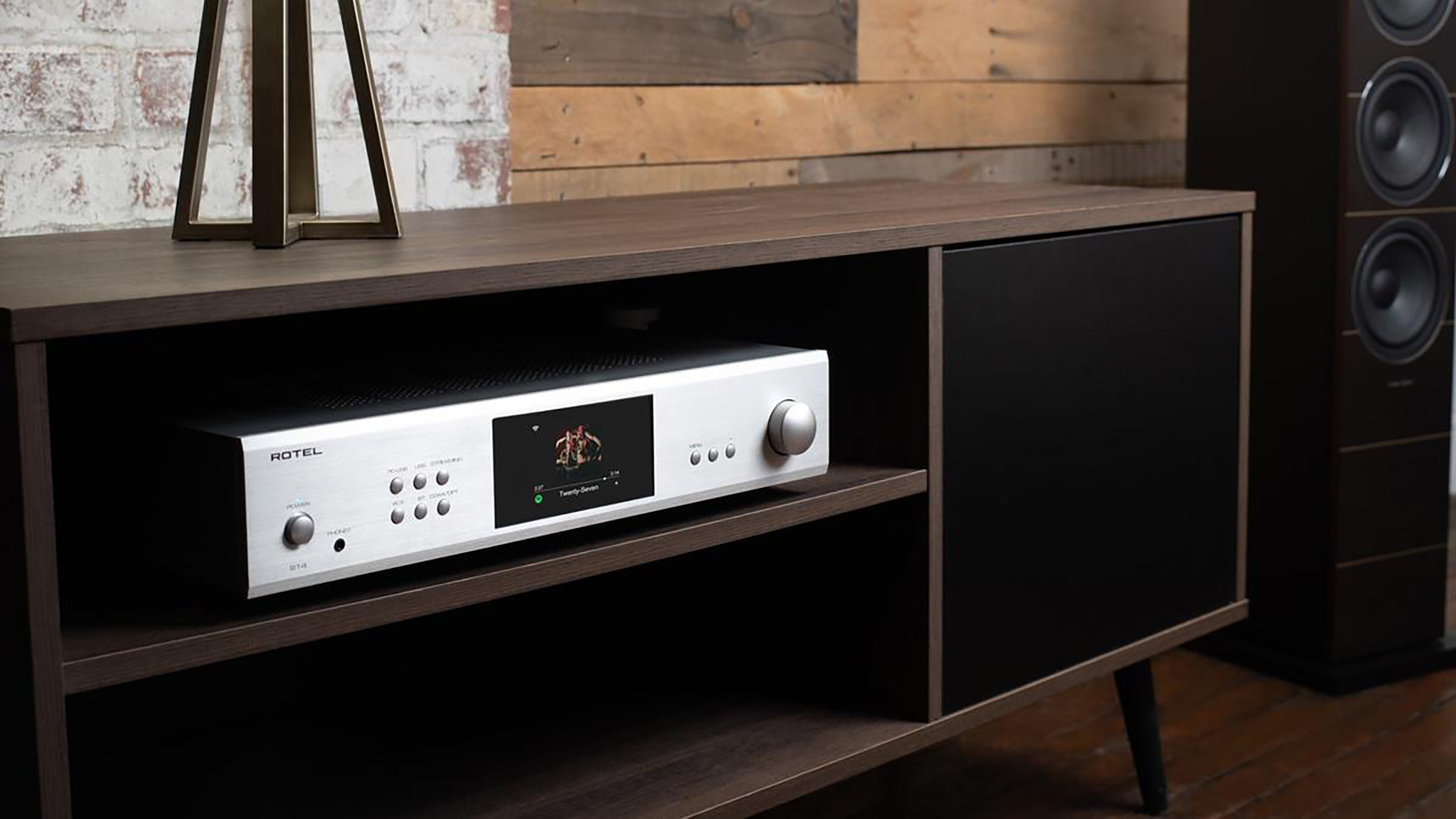 Rotel anuncia su nuevo amplificador de streaming todo en uno, el impecable S14